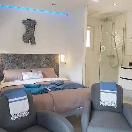 Calma Port Venus Village Naturiste Piscine & Velo