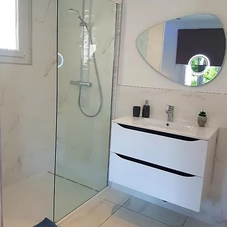 بيت للعطل Calma Port Venus Village Naturiste Piscine & Velo *