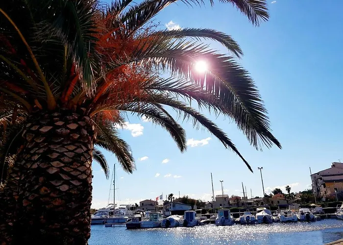Calma Port Venus Village Naturiste Piscine & Velo Agde
