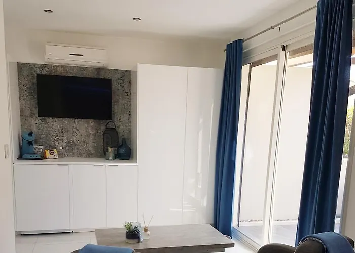 Calma Port Venus Village Naturiste Piscine & Velo * Agde