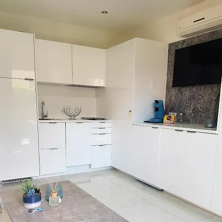 Calma Port Venus Village Naturiste Piscine & Velo Prázdninový dům