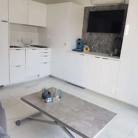 בית נופש Calma Port Venus Village Naturiste Piscine & Velo