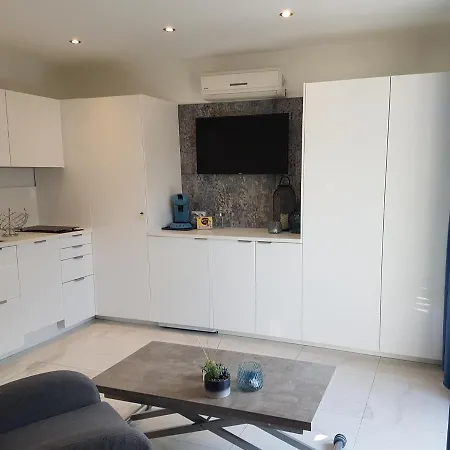 בית נופש Calma Port Venus Village Naturiste Piscine & Velo