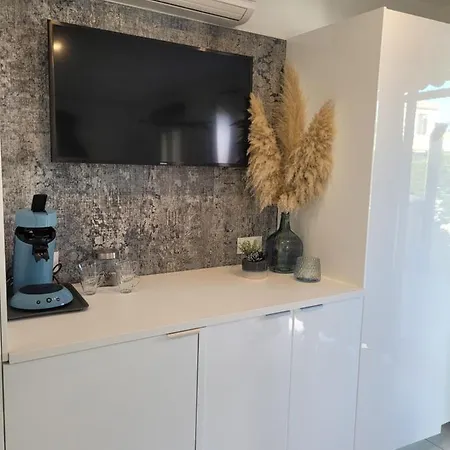 Calma Port Venus Village Naturiste Piscine & Velo * אגדה