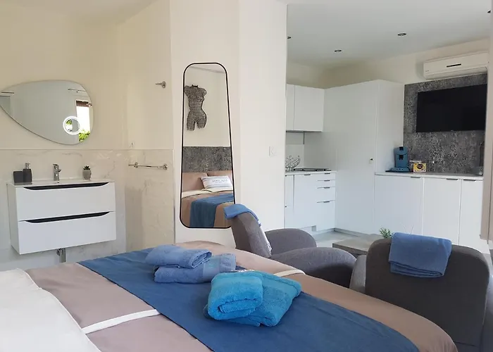 Calma Port Venus Village Naturiste Piscine&vélo Casa vacanze