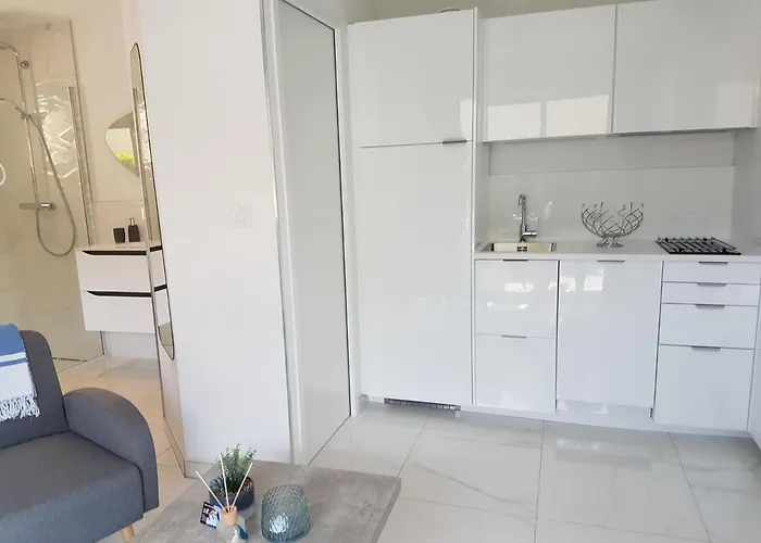 Calma Port Venus Village Naturiste Piscine&vélo *